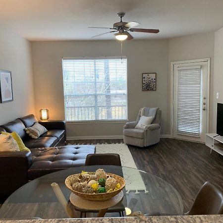 Newly Furnished 1Br Apartment W/ Hermann Park View هيوستن المظهر الخارجي الصورة