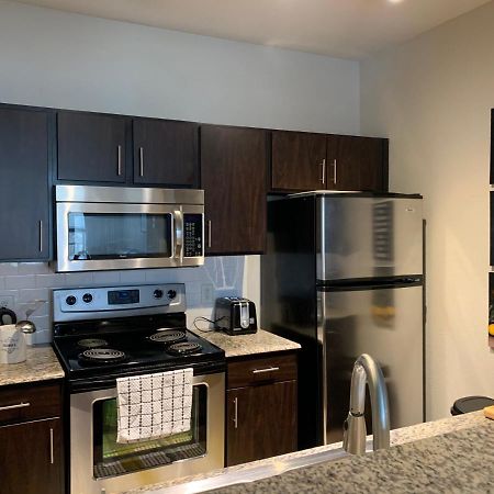 Newly Furnished 1Br Apartment W/ Hermann Park View هيوستن المظهر الخارجي الصورة