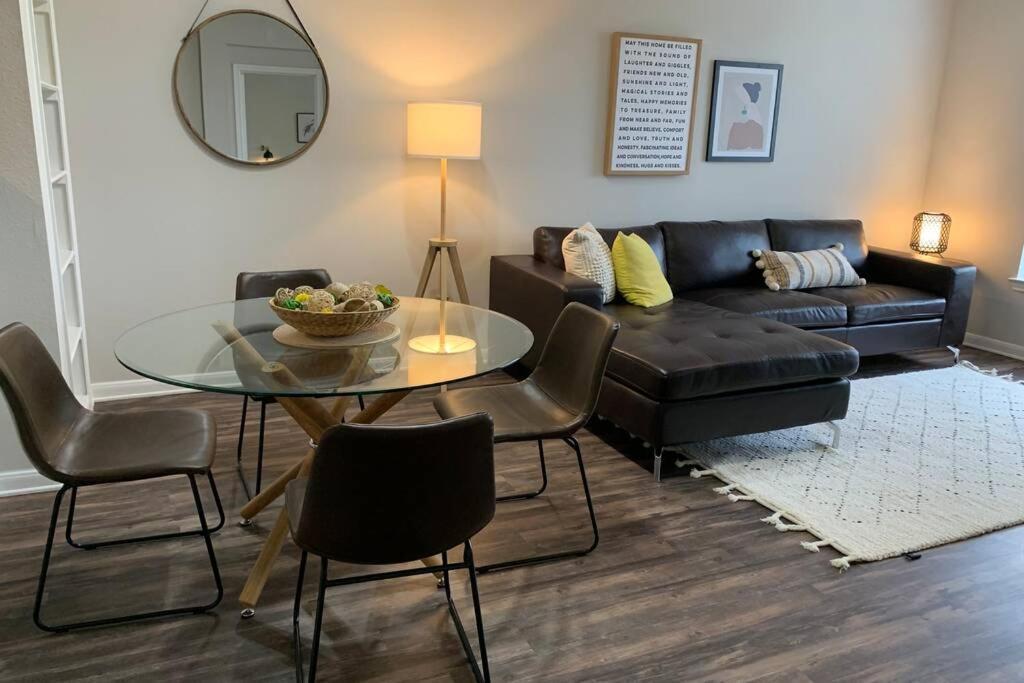 Newly Furnished 1Br Apartment W/ Hermann Park View هيوستن المظهر الخارجي الصورة