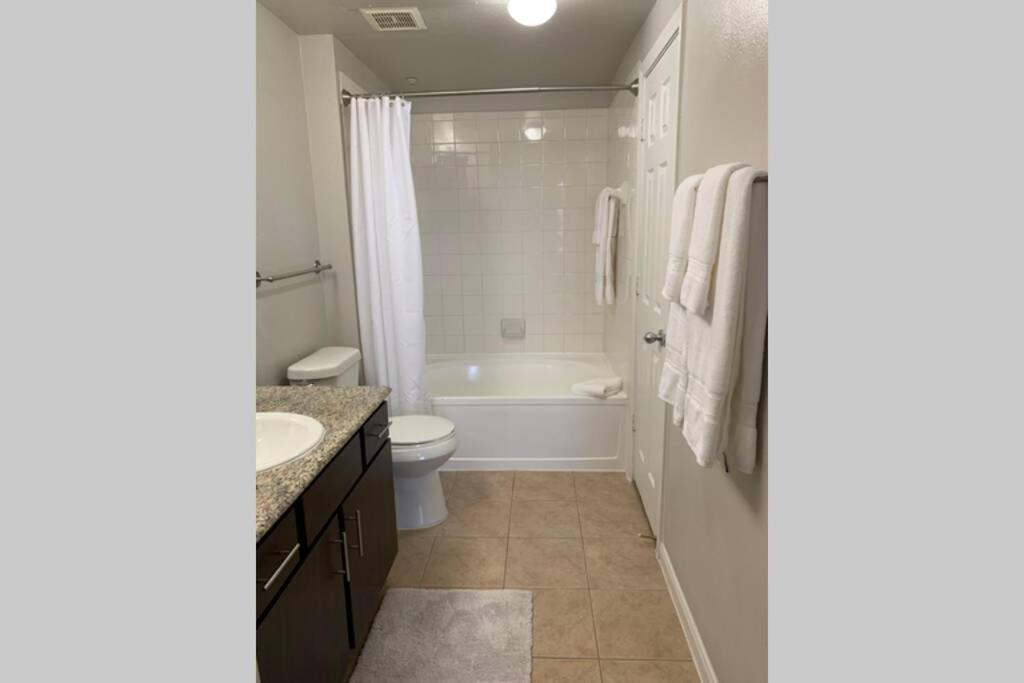 Newly Furnished 1Br Apartment W/ Hermann Park View هيوستن المظهر الخارجي الصورة