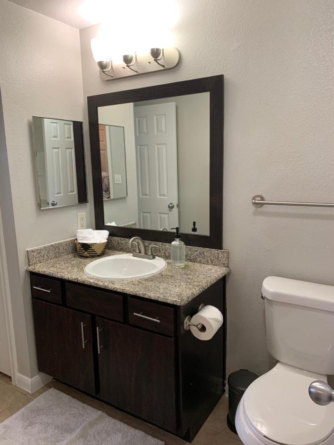 Newly Furnished 1Br Apartment W/ Hermann Park View هيوستن المظهر الخارجي الصورة
